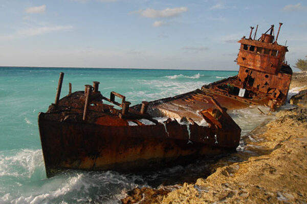 dest-truth-rusted-ship